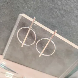 BRINCO PRATA CIRC PINO