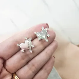 BRINCO PRATA CORAÇÃO PONTOS DE LUZ