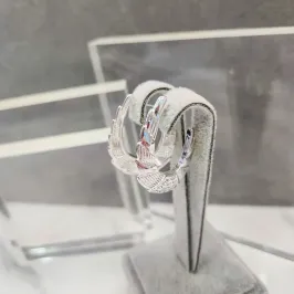 BRINCO PRATA ARGOLA OVAL DESENHADA