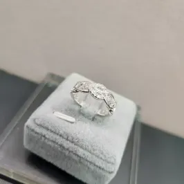 ANEL PRATA ENTRELAÇADO ZIRC