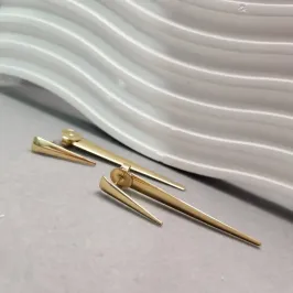 BRINCO OURO PONTA DUPLA