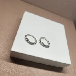 BRINCO PRATA BOLINHAS LISAS