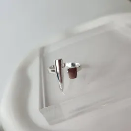 ANEL PRATA AJUSTÁVEL PONTA QUADRADO