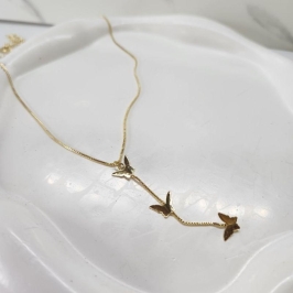 COLAR OURO GRAVATINHA BORBOLETAS