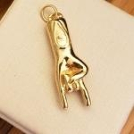 PINGENTE OURO ROCK AND ROLL