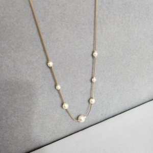 COLAR OURO PÉROLAS ESPASSADAS