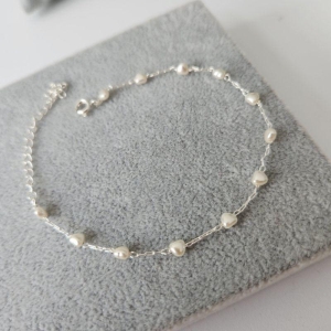 PULSEIRA PRATA PÉROLAS CORAÇÃO