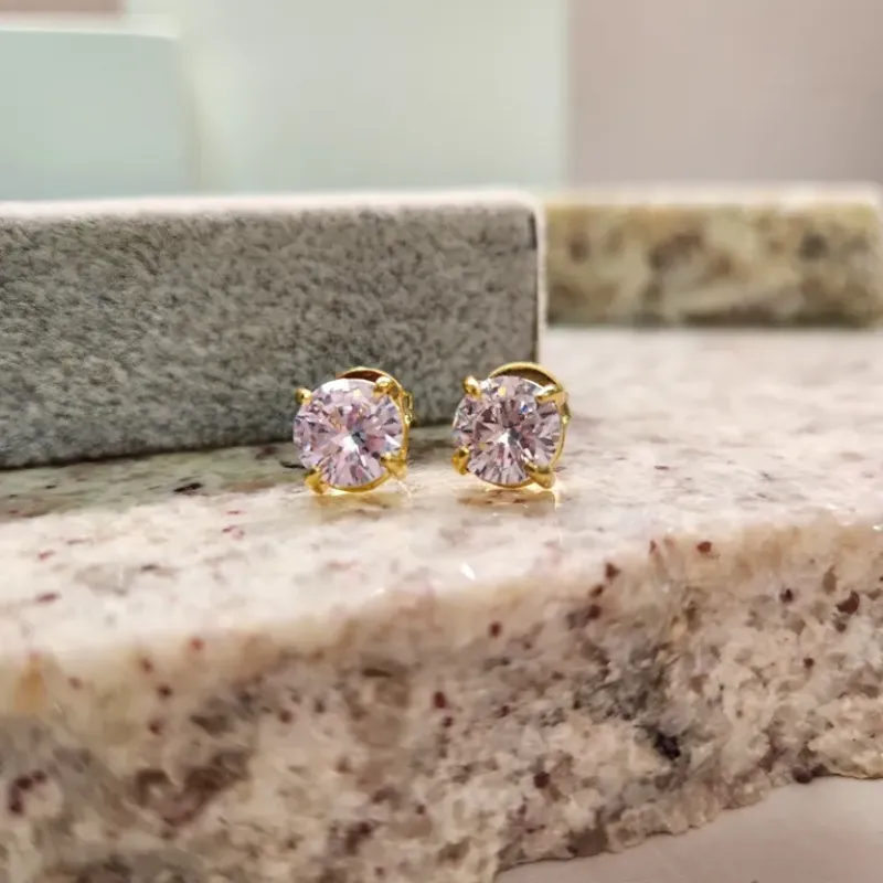 BRINCO OURO CIRCULO M CRISTAL