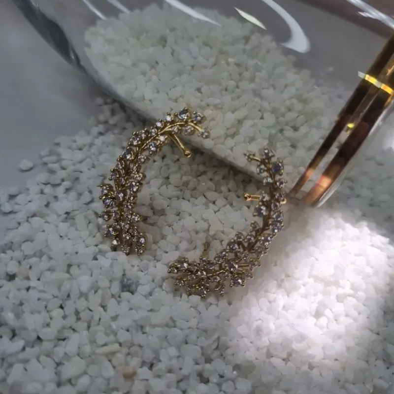 BRINCO OURO EAR CUFF FESTA