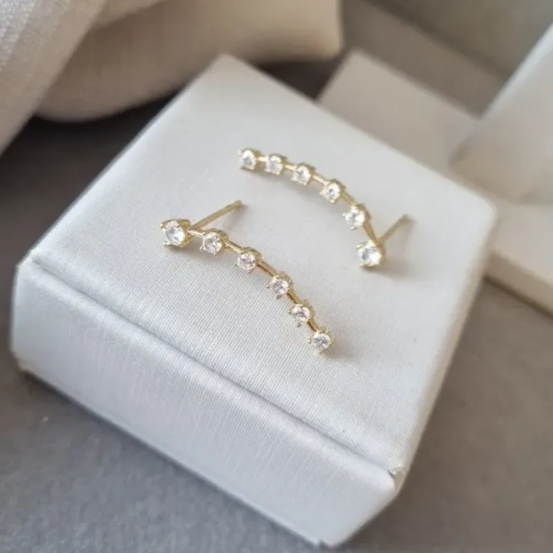 BRINCO OURO EAR CUFF ZIRC R