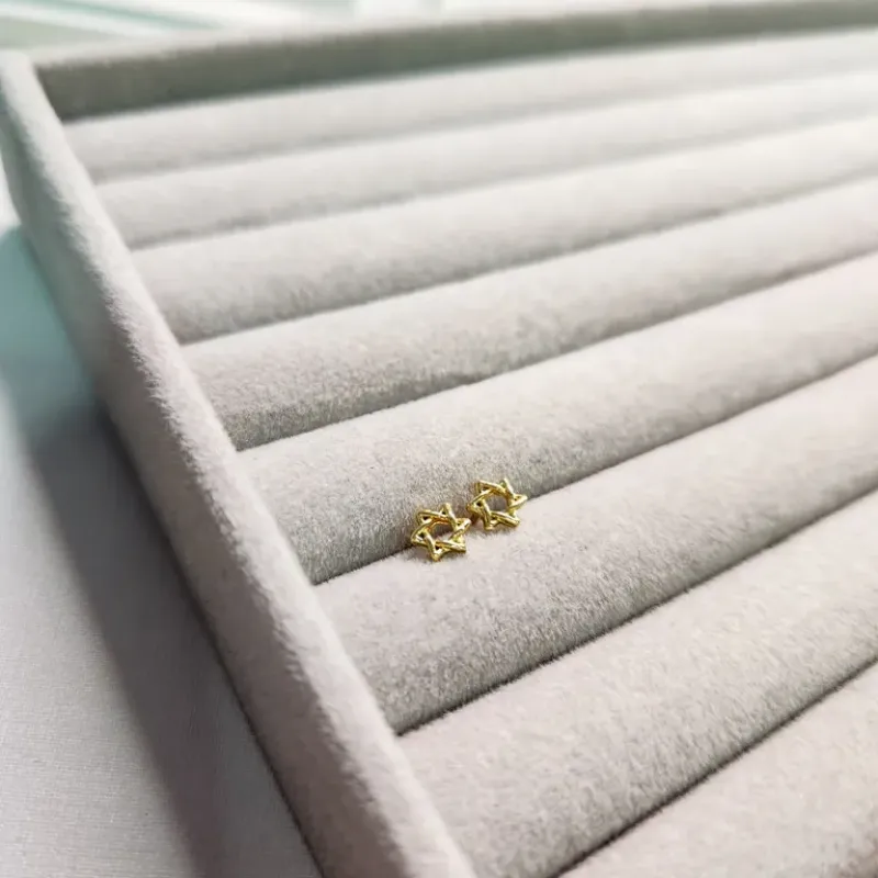 BRINCO OURO ESTRELA DE DAVID