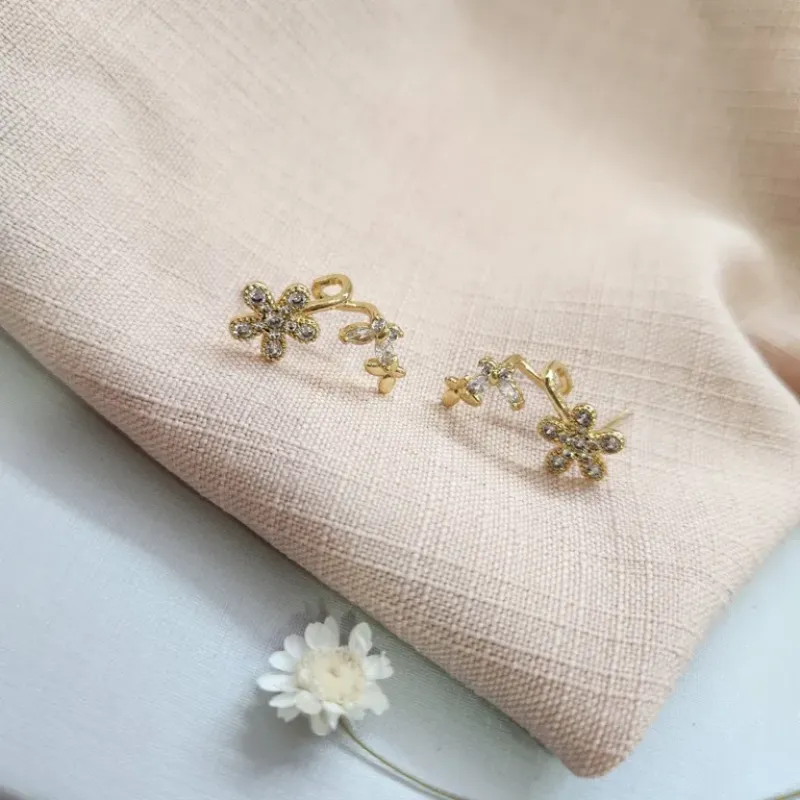 BRINCO OURO FLOR BOR