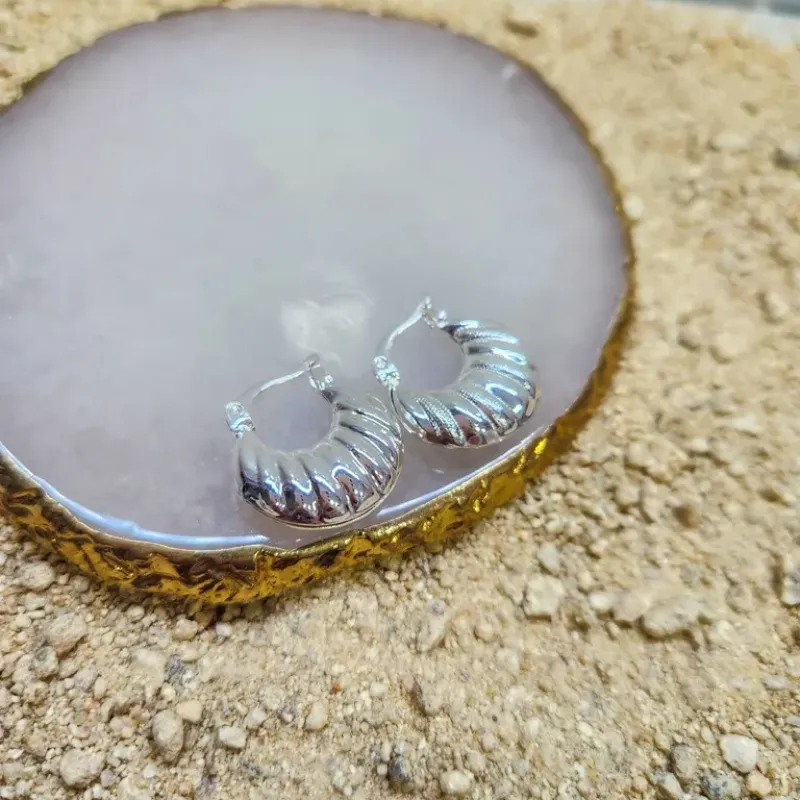 BRINCO PRATA ARGOLA CONCHA