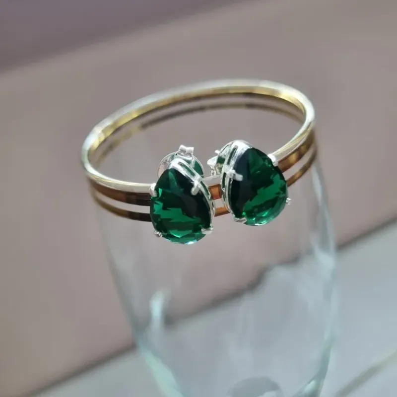 BRINCO PRATA GOTA ESMERALDA