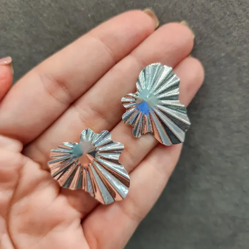 BRINCO PRATA RAIOS DE SOL