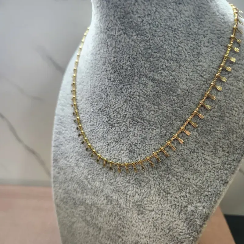 COLAR OURO CHOKER PINOS