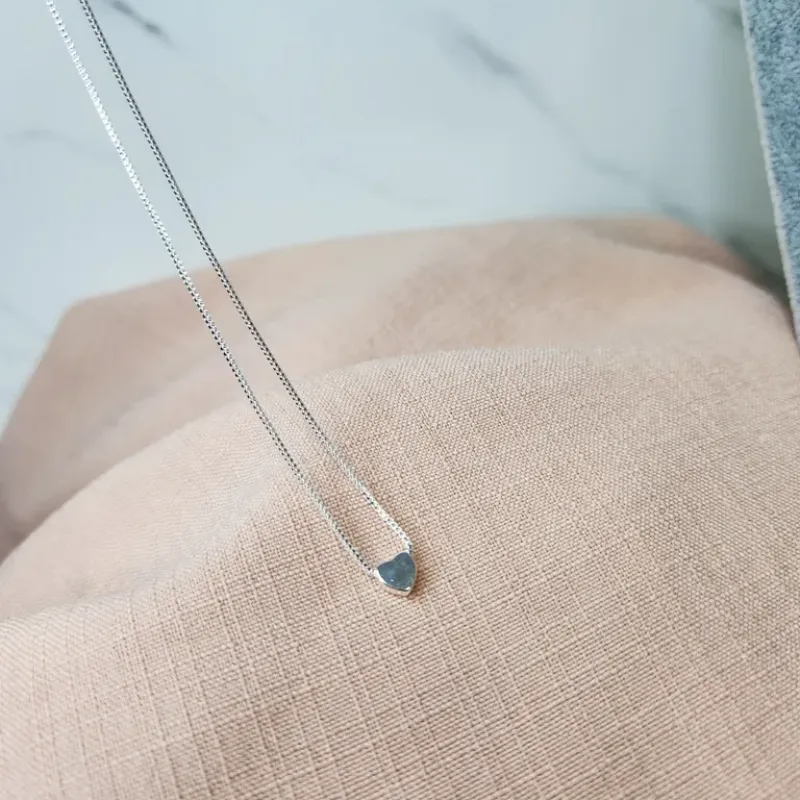 COLAR PRATA CORAÇÃO