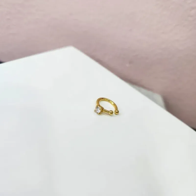 PIERCING FAKE OURO FIO Z