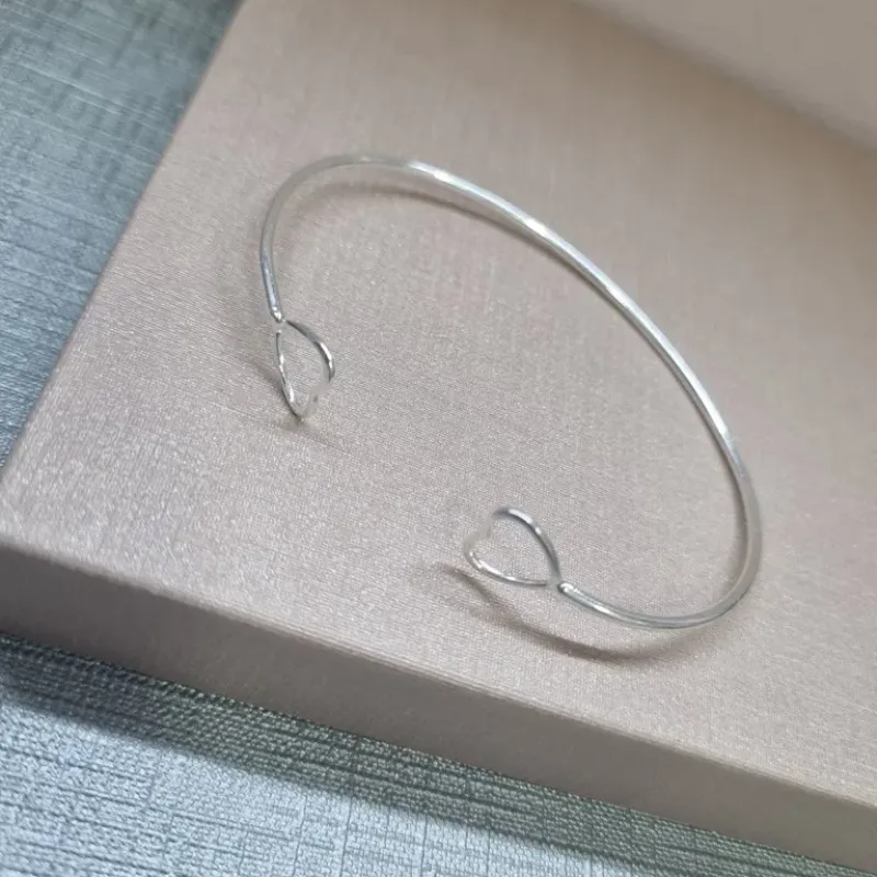 PULSEIRA BRACELETE PRATA CORAÇÃO