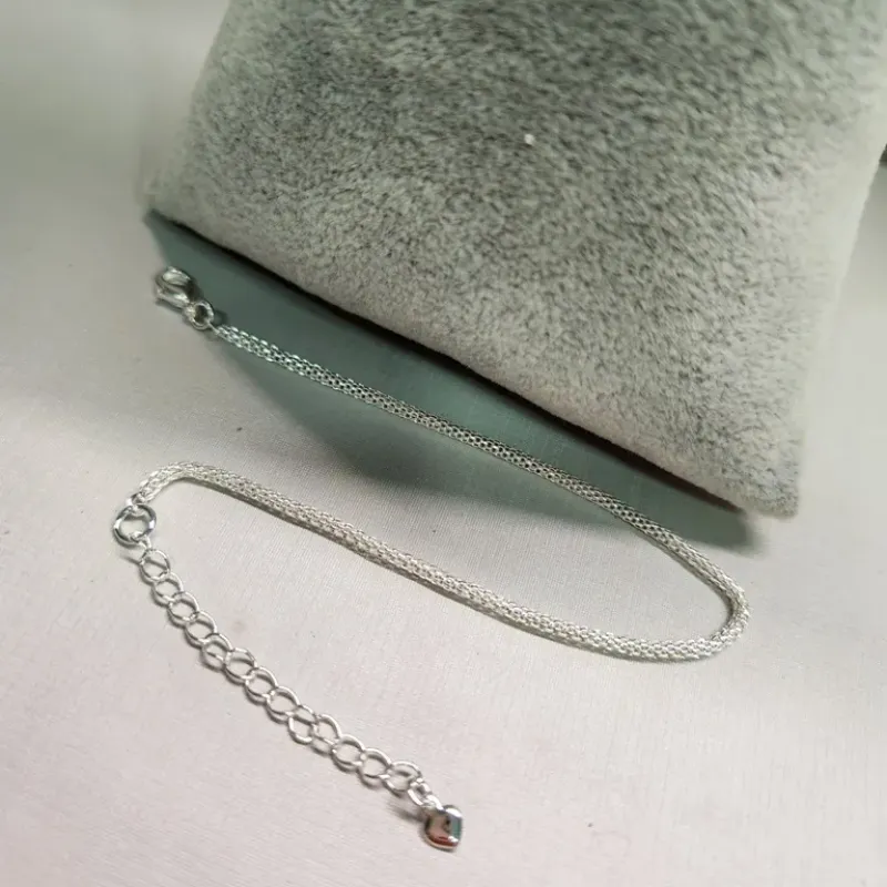 PULSEIRA PRATA TUBINHO DESENHADO