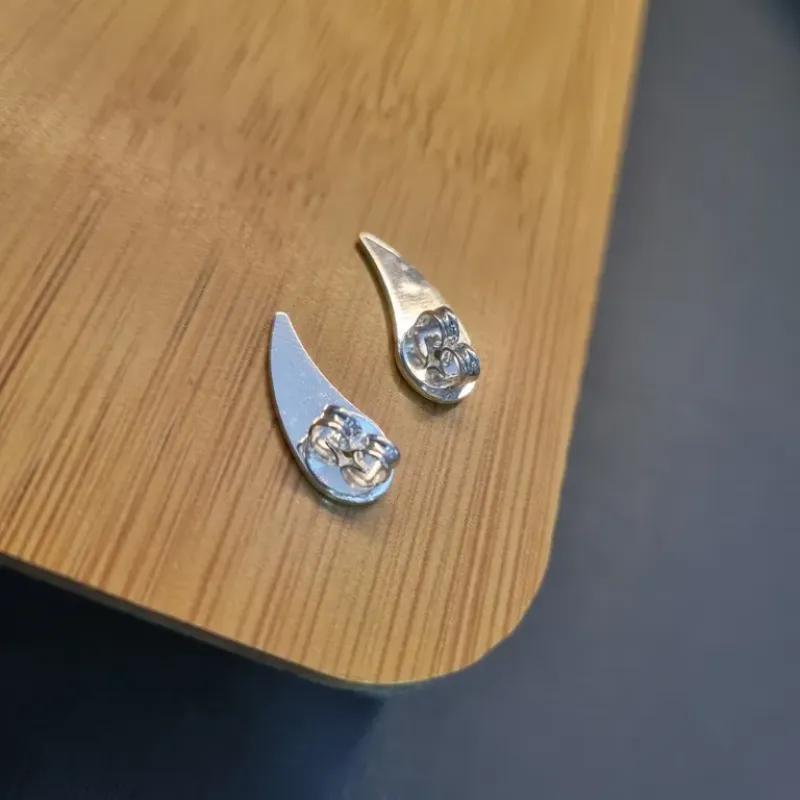 TARRACHA EAR CUFF OURO