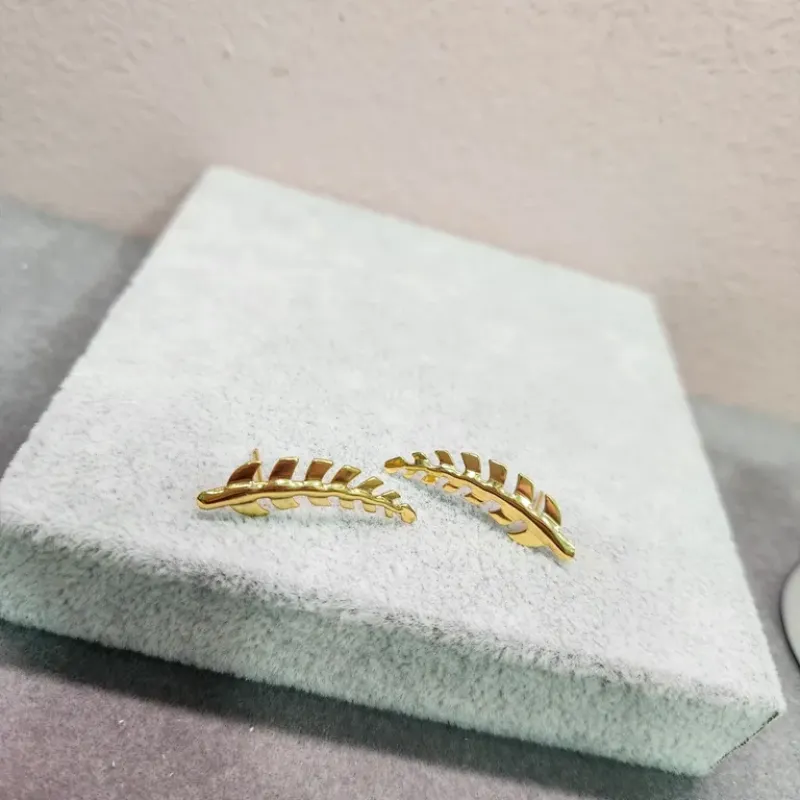 BRINCO OURO EAR CUFF FOLHA