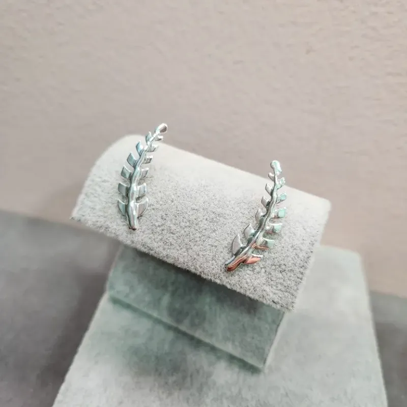 BRINCO PRATA EAR CUFF FOLHA