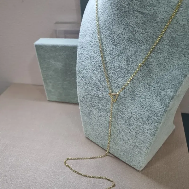 COLAR OURO GRAVATA TRIANG