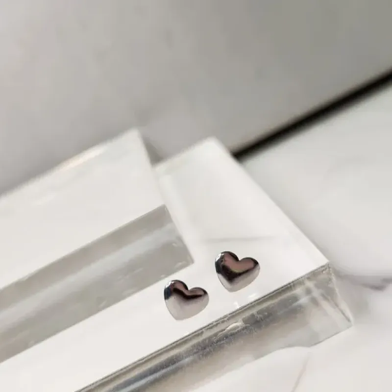 BRINCO AÇO CORAÇÃO M