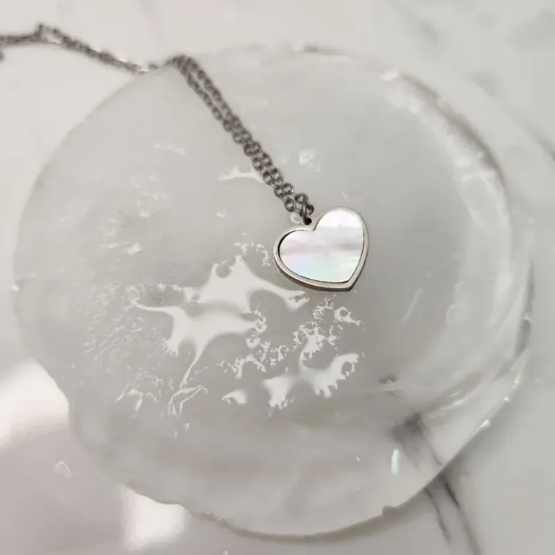 COLAR AÇO CORAÇÃO MADREPEROLA