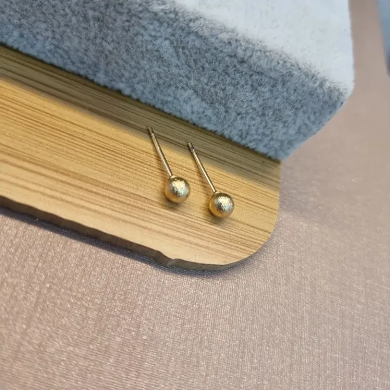 BRINCO OURO BOLA CRAQUELADA P