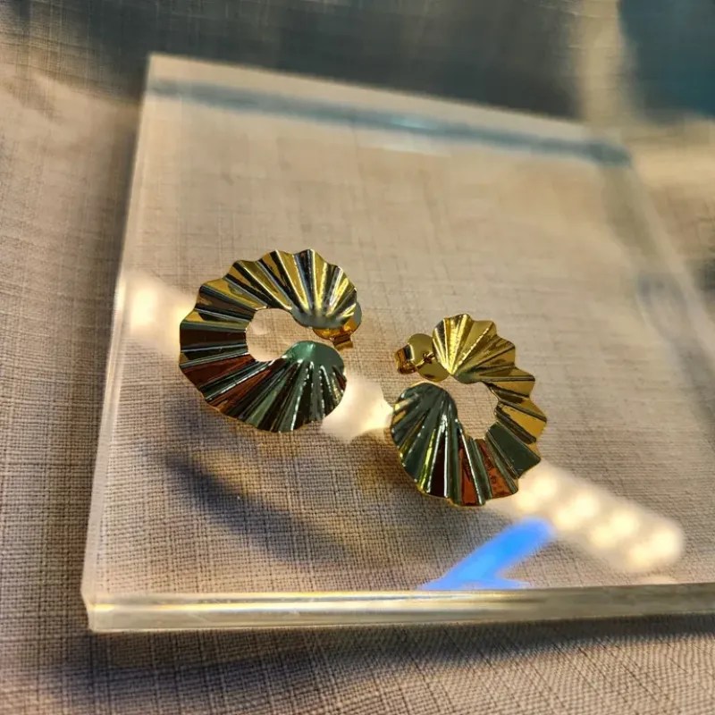 BRINCO OURO ORGANICO C