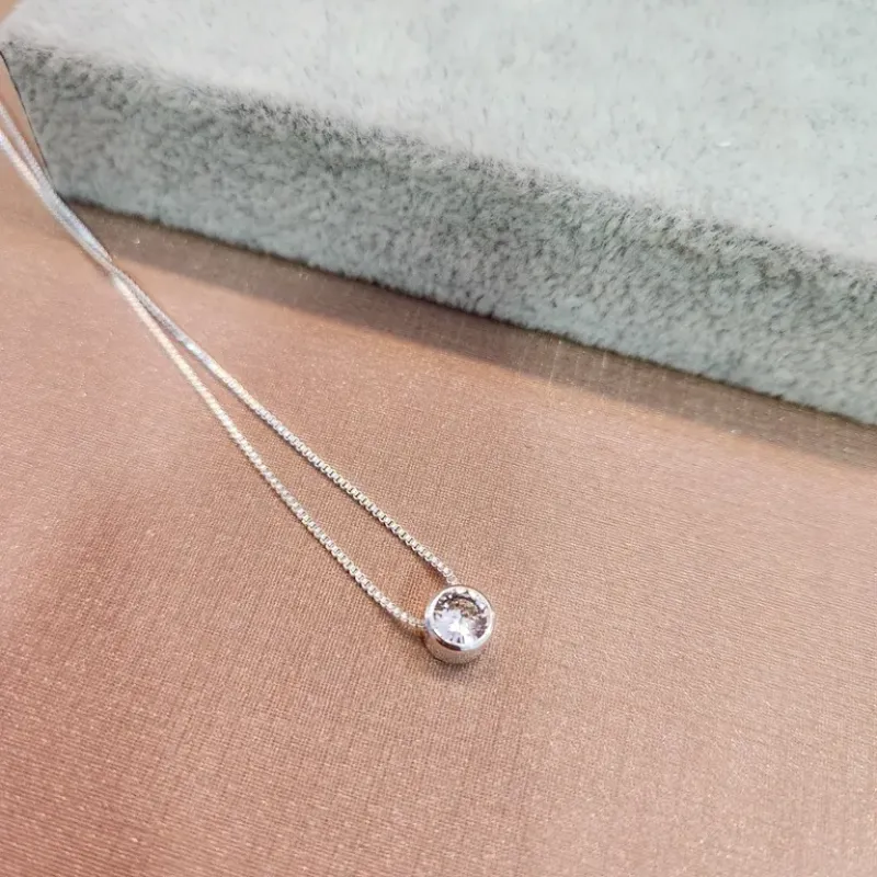 COLAR PRATA PONTO DE LUZ