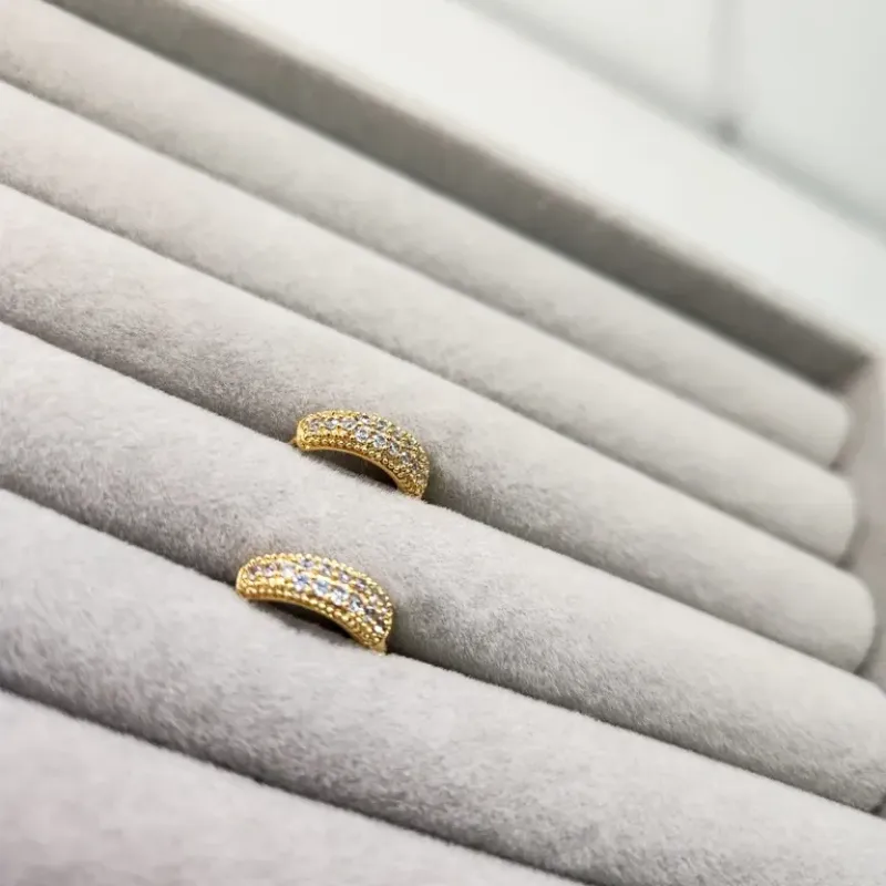 BRINCO ARGOLA OURO GOT M Z