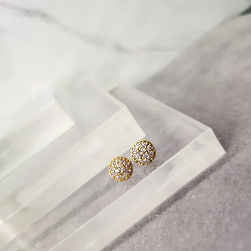 BRINCO OURO BOLA ZIRC P