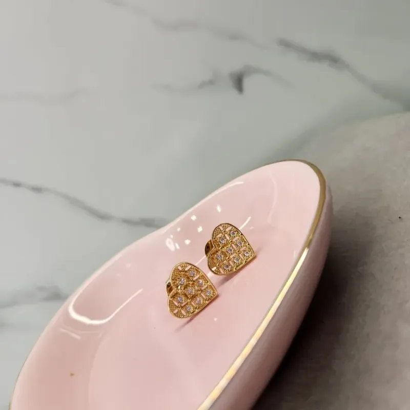 BRINCO OURO CORAÇÃO ARABESCO Z