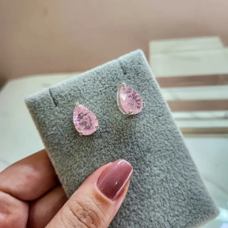 BRINCO PRATA GOTA 3 PONTOS ROSINHA