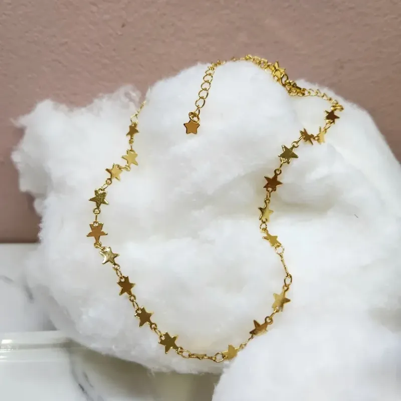 COLAR OURO CHOKER ESTRELAS CHAPADAS