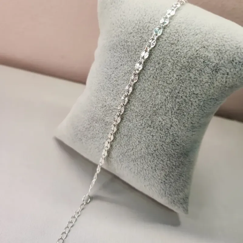 PULSEIRA PRATA LOSANGOS DESENHADOS