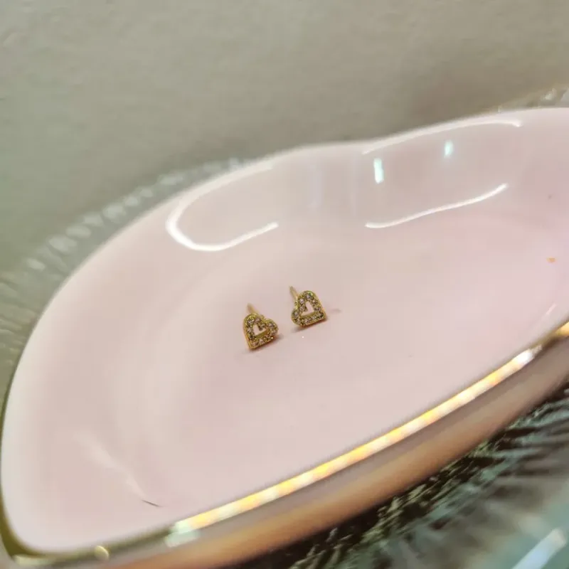 BRINCO OURO MINI CORAÇ Z V