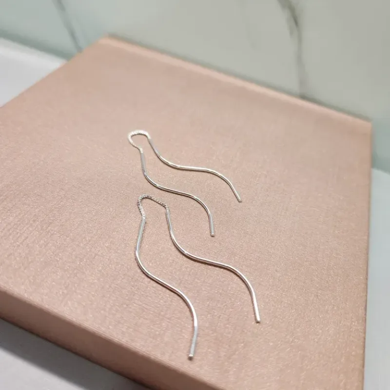 BRINCO PRATA RISCO ONDA