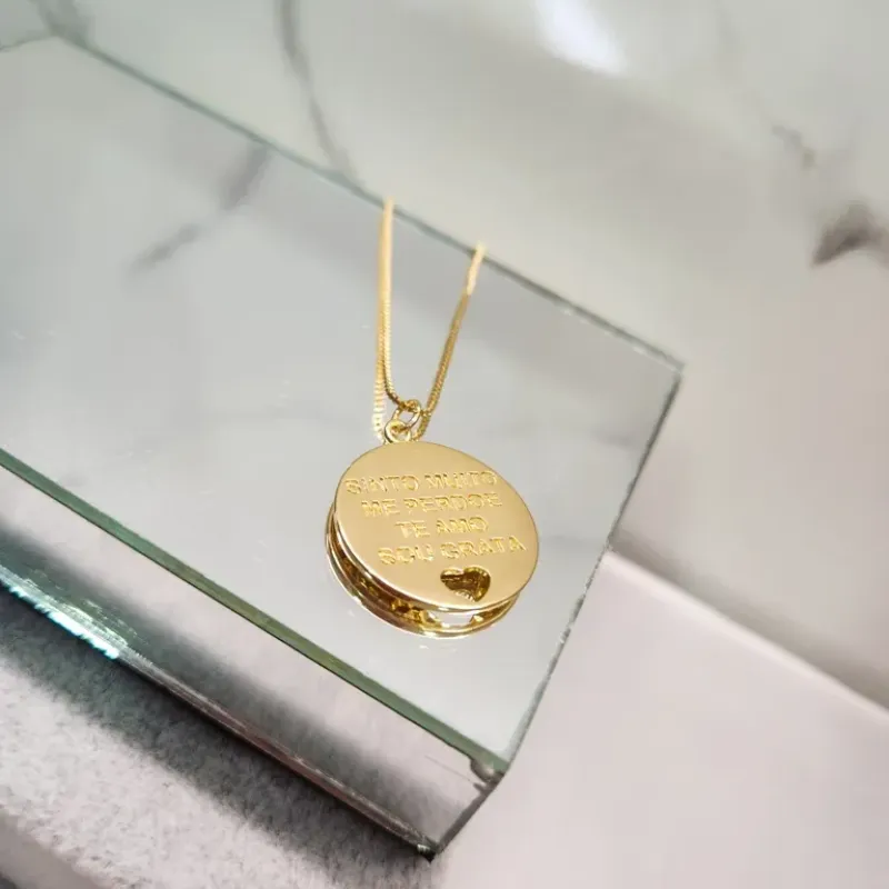 COLAR OURO SINTO MUITO...