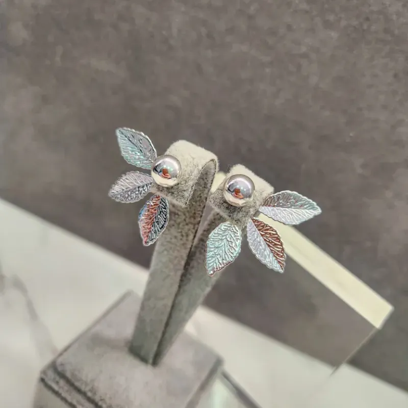 BRINCO PRATA 2 EM 1 FOLHAS