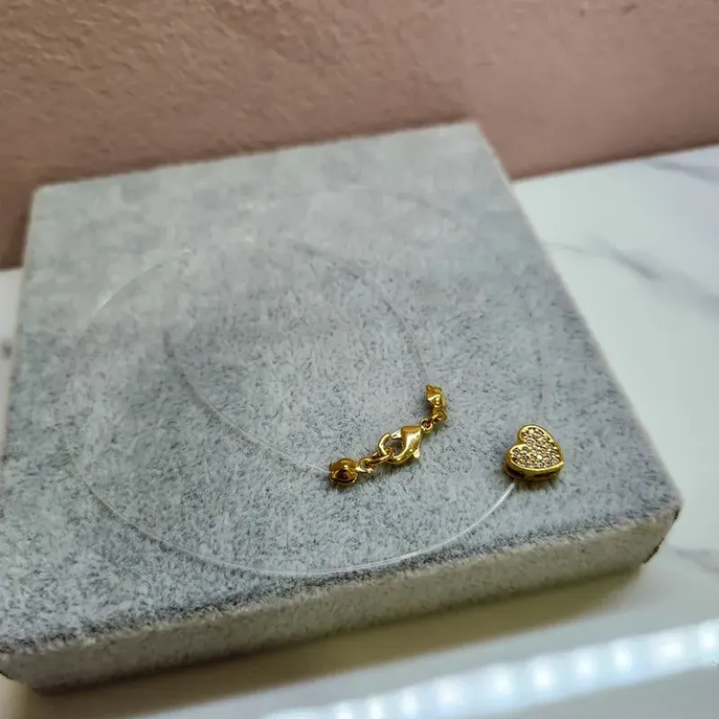 COLAR INVISÍVEL CORAÇ OURO