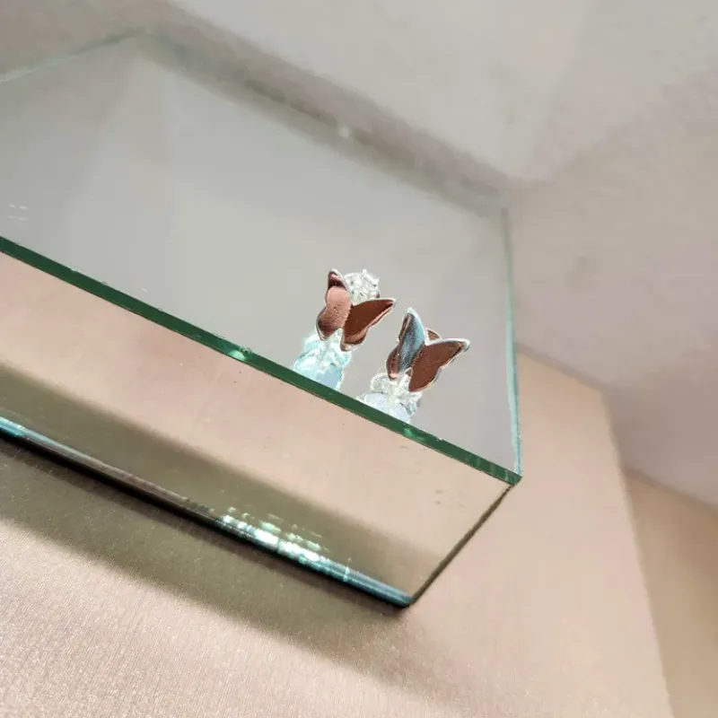 BRINCO PRATA  BORBOLETA LISA