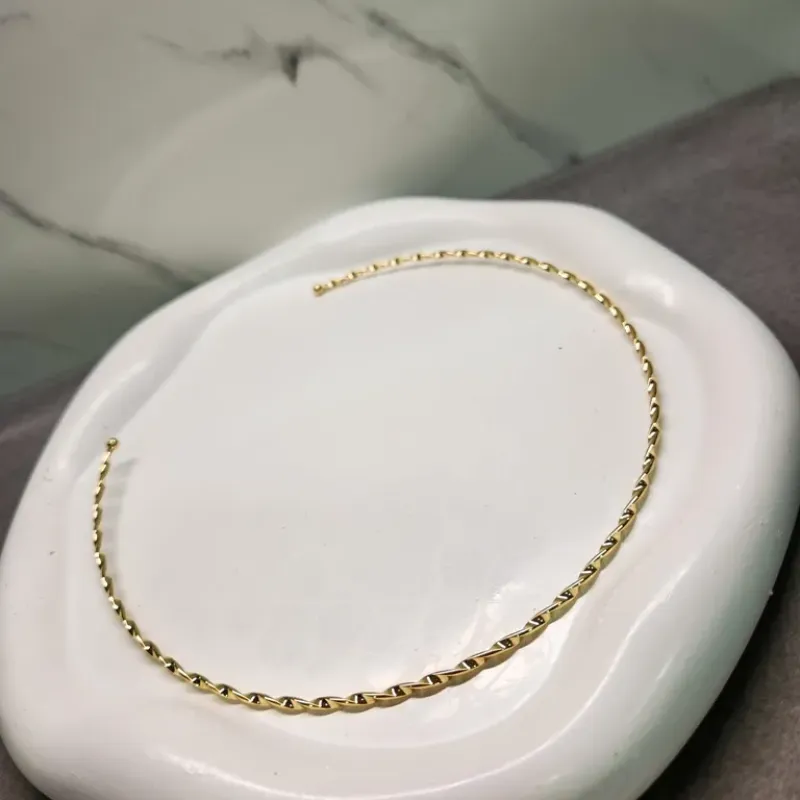 COLAR OURO GARGANTILHA RÍG TORC