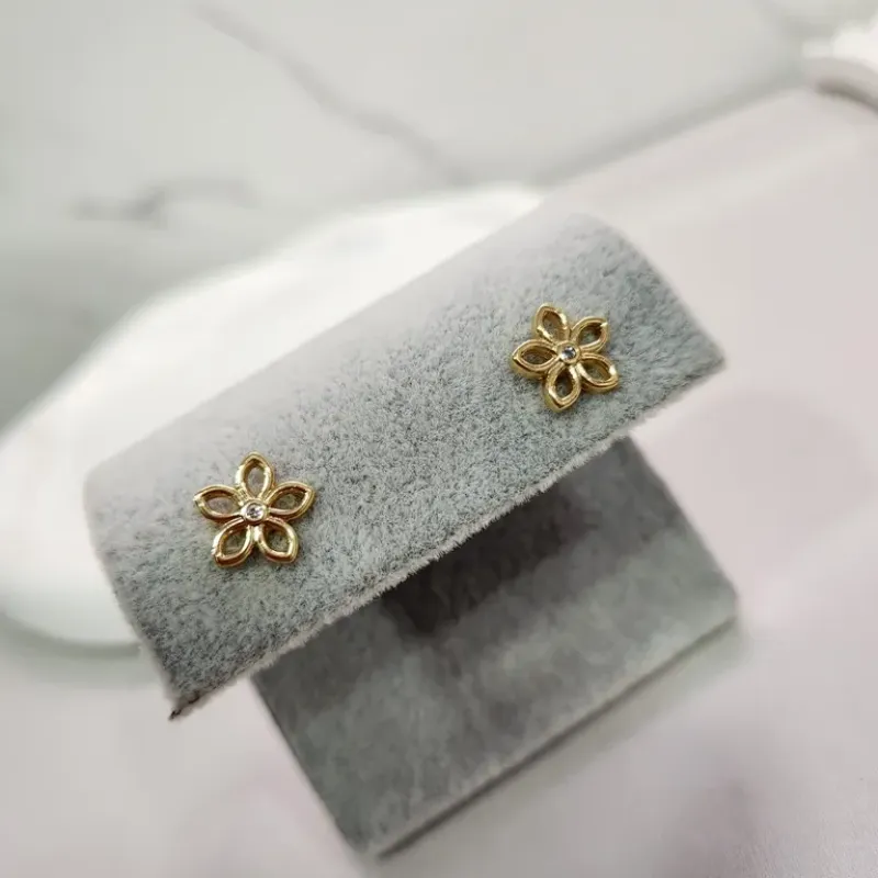 BRINCO OURO FLOR VAZADA