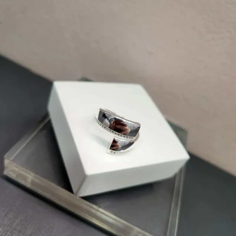 ANEL PRATA DUAS PONTAS ZIRC