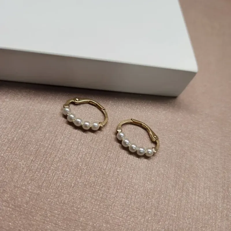 BRINCO OURO BOLINHAS PÉROLAS