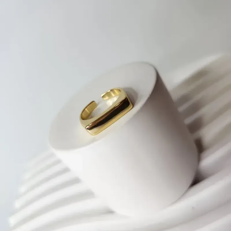 ANEL OURO AJUSTÁVEL DEDINHO RETO